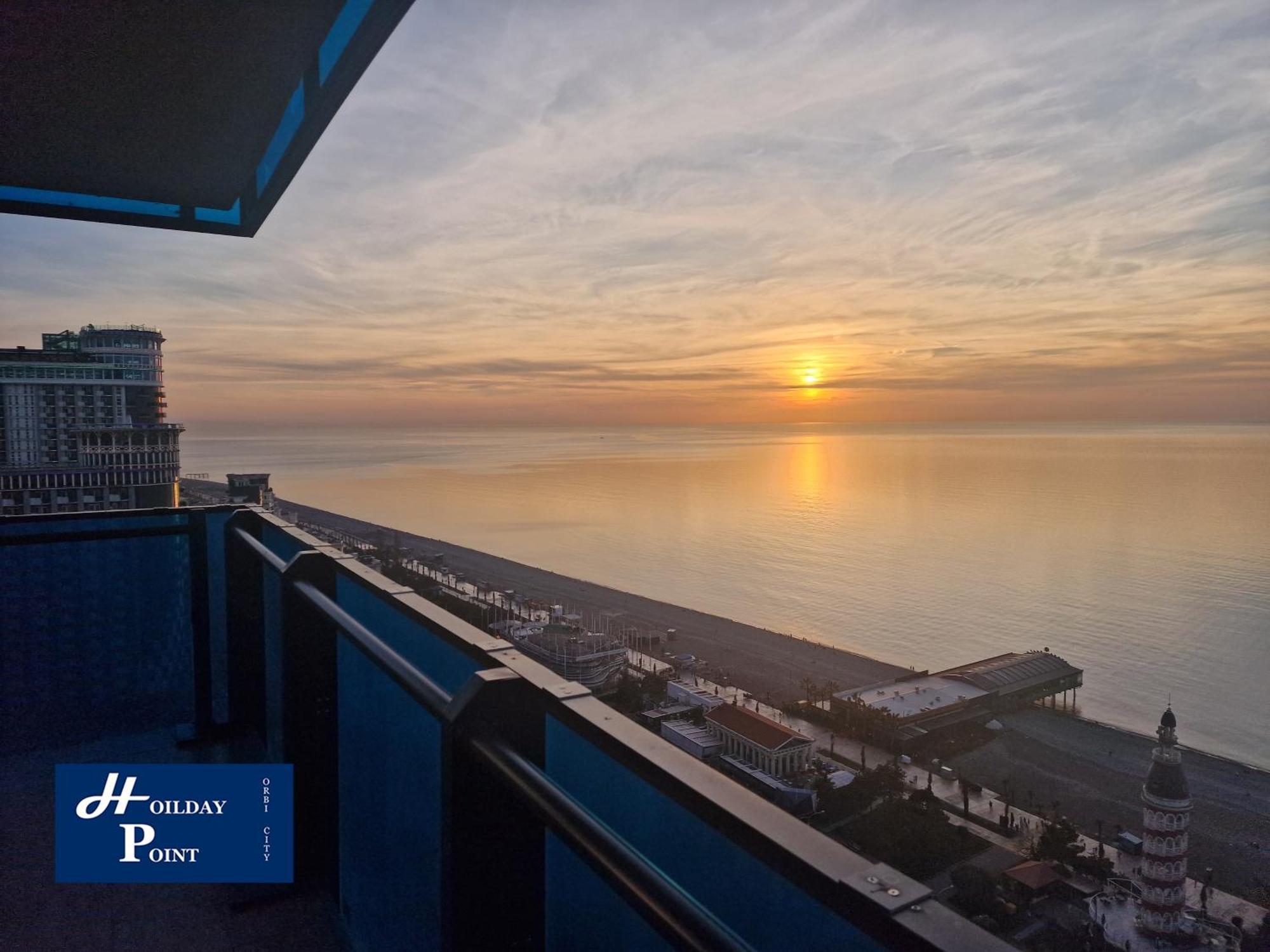 Holiday Point Orbi City Batumi Exterior photo